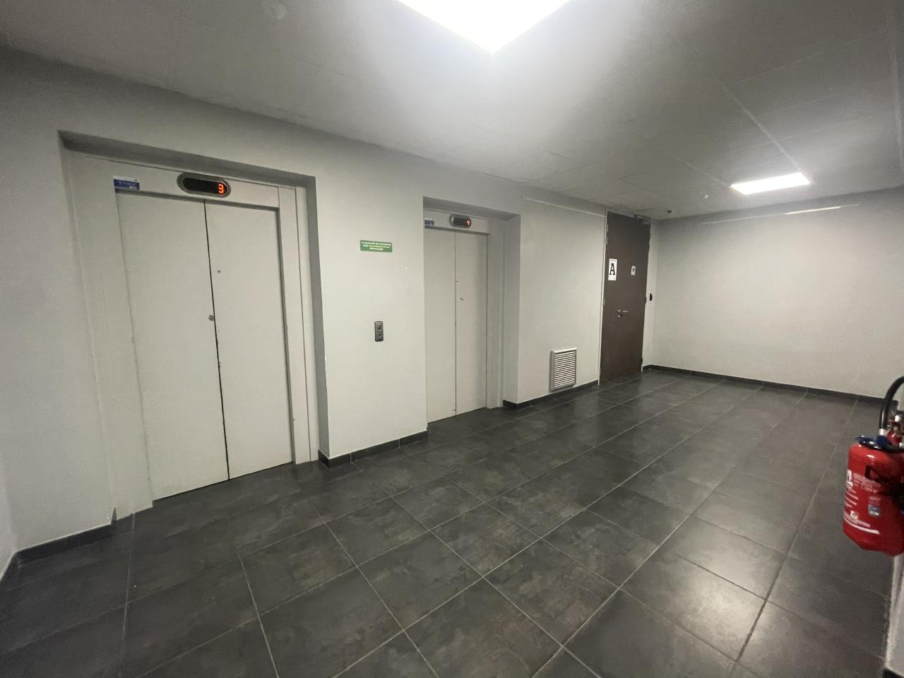 Bureau Grenoble 5046m² Location bureau Grenoble Isère OLBUR2109759 4